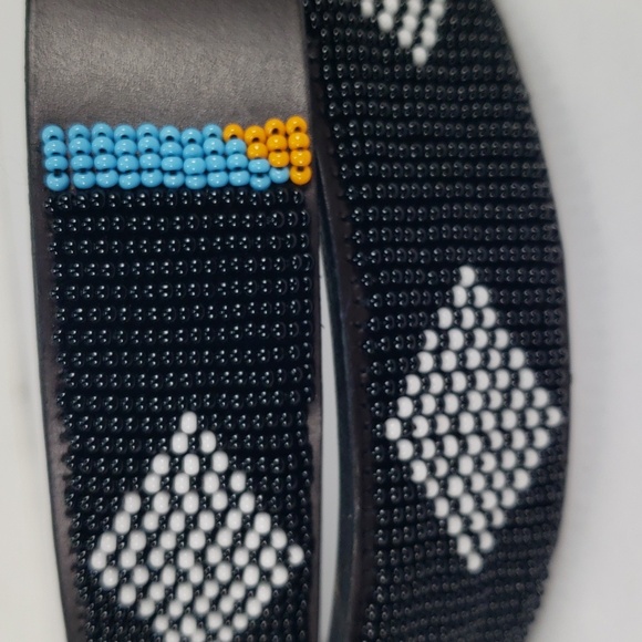 UBUNTU LIFE DIAMOND BLACK / WHITE GLASS BEADS LEATHER BELT WITH BRASS BUCKLE 42 - Picture 8 of 16